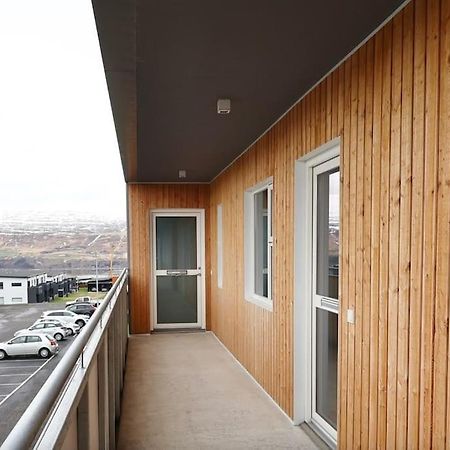 Nice & Cozy Two Bedroom Apartment With A Balcony Akureyri Eksteriør billede